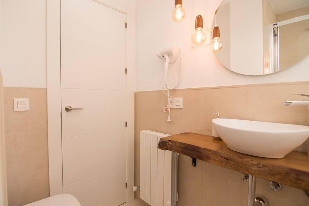 Amplio Y Moderno Apartamento En El Centro Гранада Екстер'єр фото