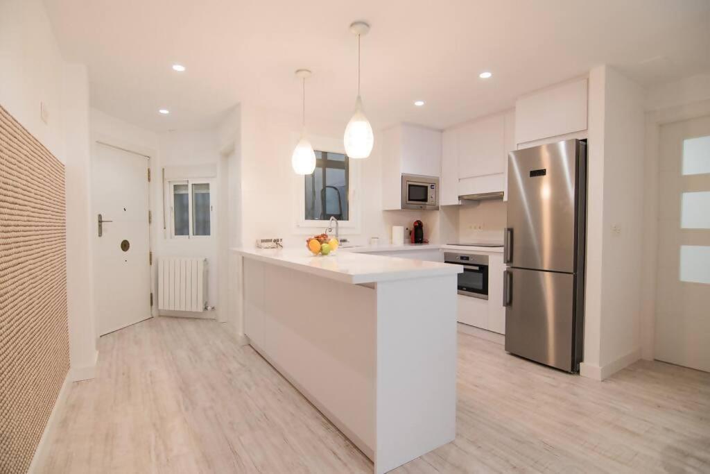 Amplio Y Moderno Apartamento En El Centro Гранада Екстер'єр фото