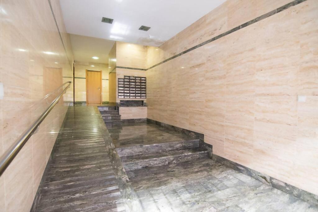 Amplio Y Moderno Apartamento En El Centro Гранада Екстер'єр фото